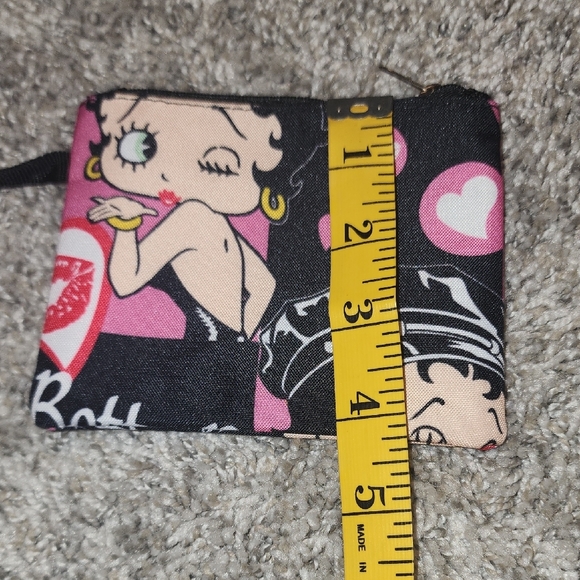 Betty Boop Black and Pink Floral Tote - Picture 8 of 14